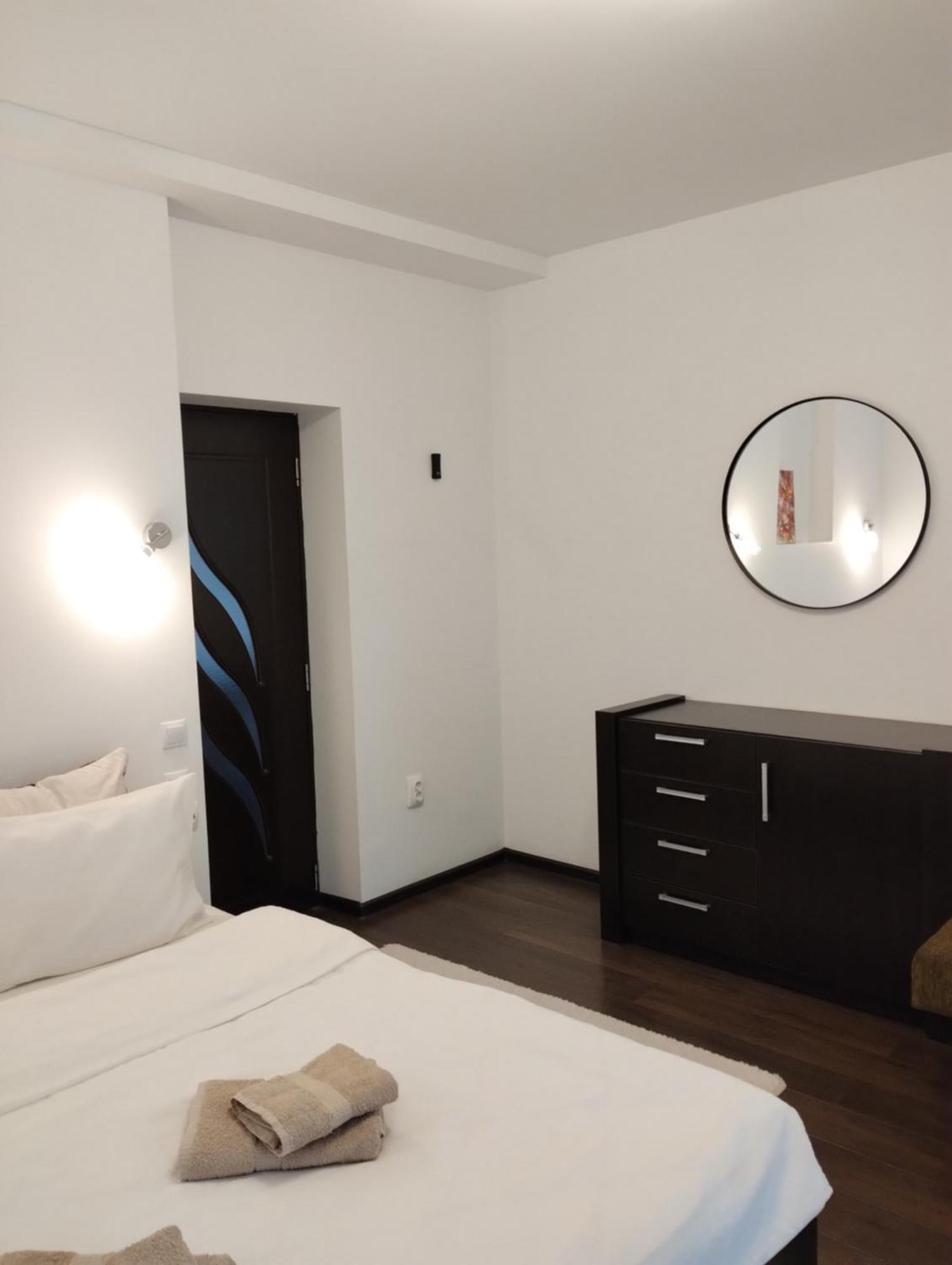 Casa Cu Flori 호텔 부스테니 외부 사진